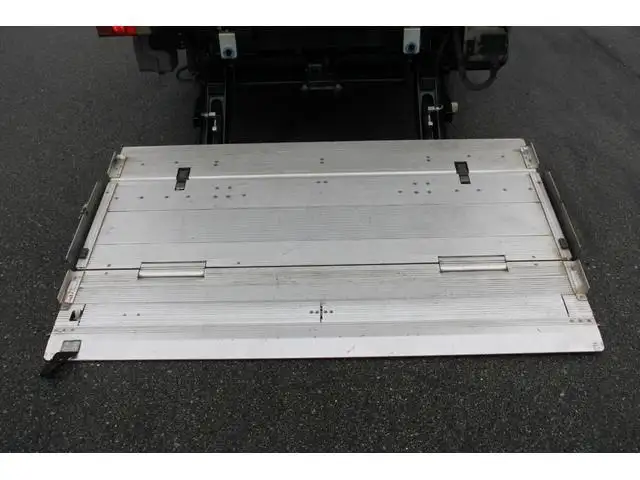 いすゞ エルフ 小型 冷凍冷蔵 低温 パワーゲートの中古トラック画像14