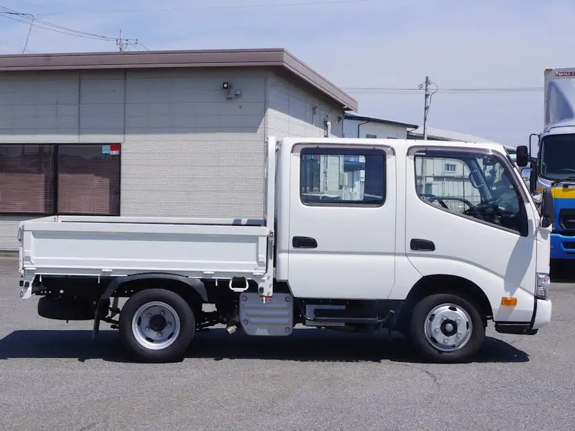 日野 デュトロ 小型 平ボディ Wキャブ 2KG-XZU605Mの中古トラック画像3