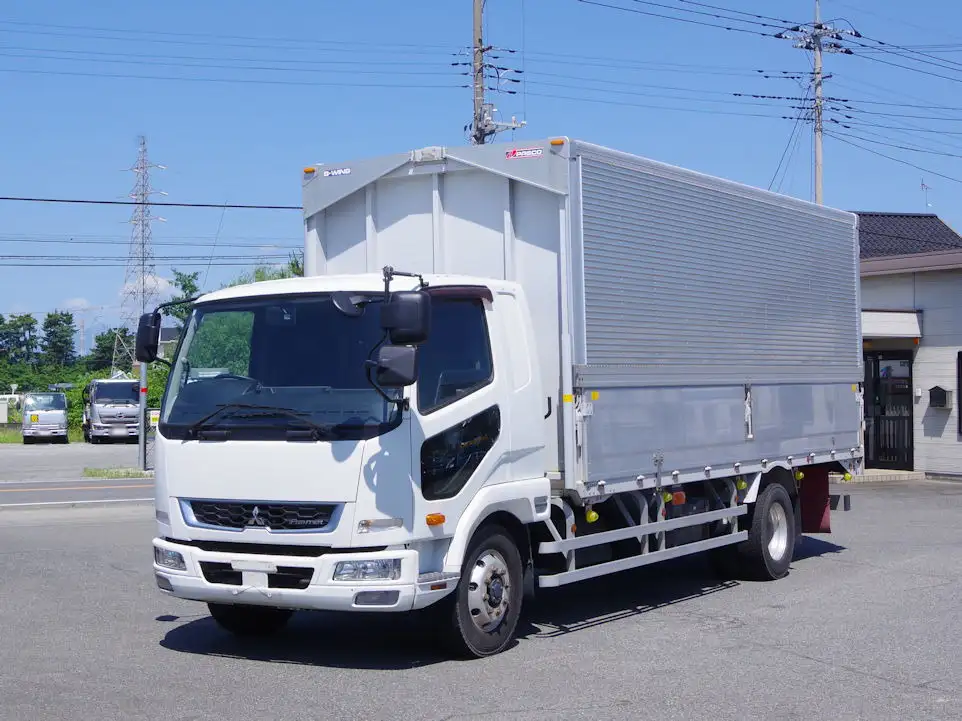 三菱 ファイター 中型/増トン ウイング ベッド 2KG-FK62FZの中古トラック画像1