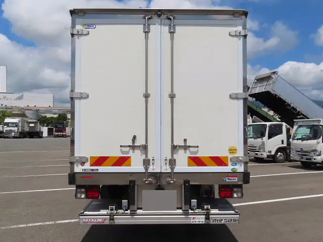 日野 レンジャー 中型/増トン 冷凍冷蔵 低温 パワーゲートの中古トラック画像4