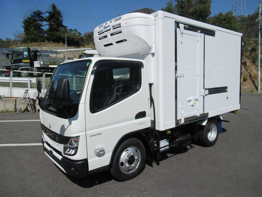 三菱 キャンター 小型 冷凍冷蔵 低温 床ステン の中古トラック【車両No.190640】