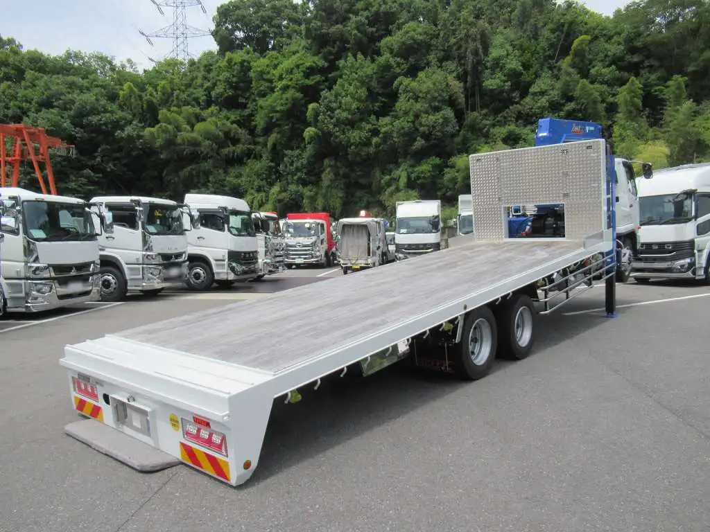 三菱 ファイター 中型/増トン 車両重機運搬 4段クレーン ラジコンの中古トラック画像3