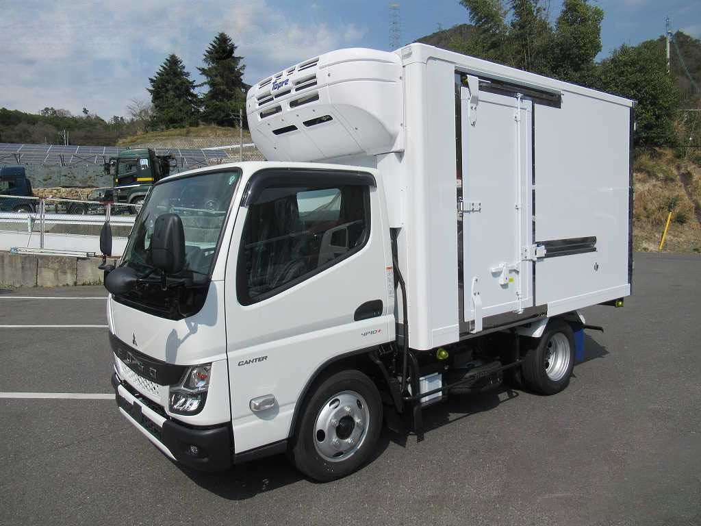 三菱 キャンター 小型 冷凍冷蔵 10尺
