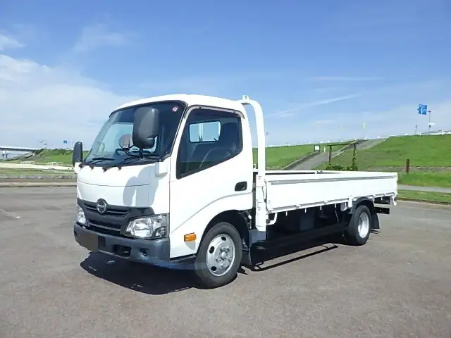 日野 デュトロ 小型 平ボディ TKG-XZU655M H29 の中古トラック【車両No.190672】