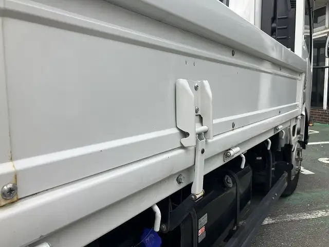 いすゞ エルフ 小型 平ボディ 2RG-NPR88YN H30の中古トラック画像10