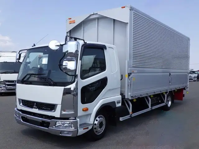 三菱 ファイター 中型/増トン ウイング エアサス ベッドの中古トラック画像1