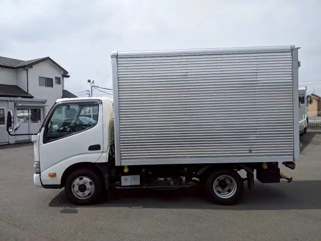 日野 デュトロ 小型 アルミバン 2RG-XZC605M R2の中古トラック画像5