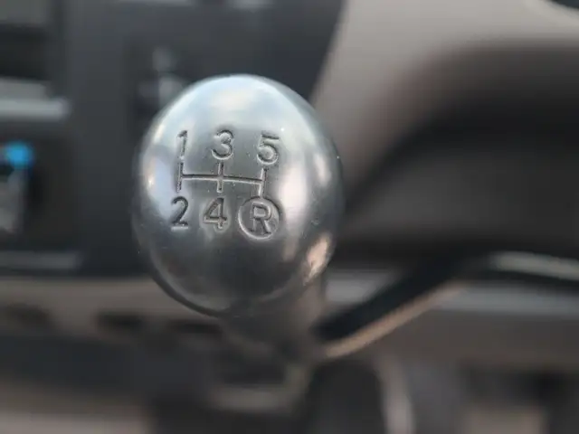 トヨタ タウンエース 小型 平ボディ GK-KM70 H19の中古トラック画像14