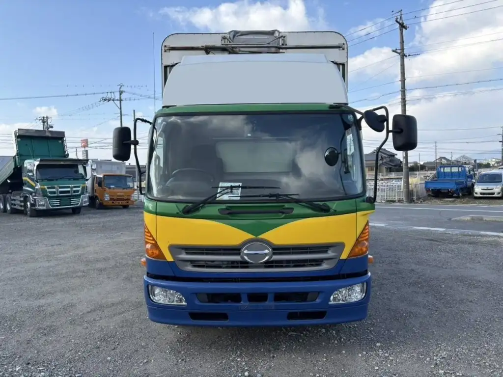 日野 レンジャー 中型/増トン ウイング 幌ウイング 床鉄板の中古トラック画像2