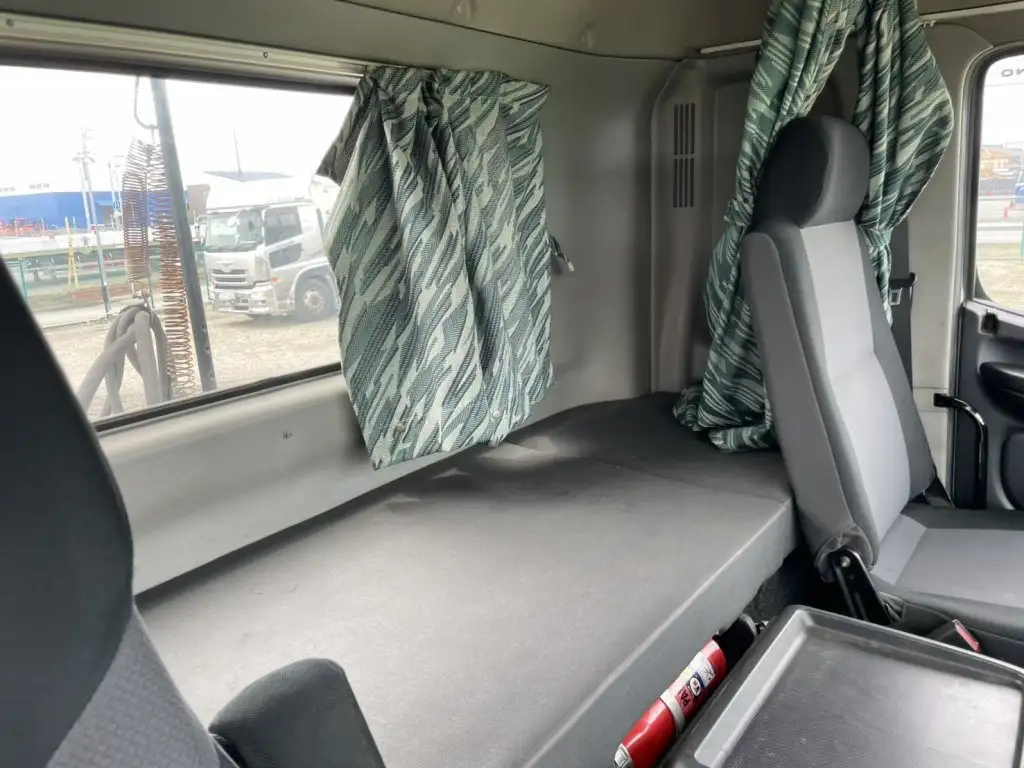 日野 プロフィア 大型 トラクター 1デフ エアサスの中古トラック画像11