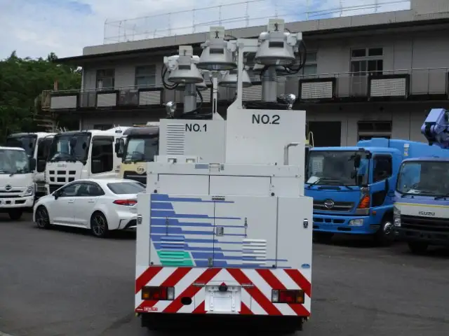 いすゞ エルフ 小型 特殊車両 BDG-NKS85AN H21の中古トラック画像4