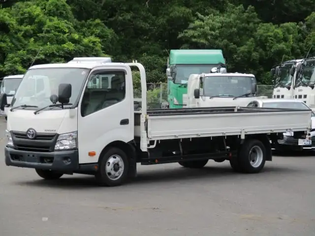 トヨタ トヨエース 小型 平ボディ TPG-XZU722 H30の中古トラック画像1