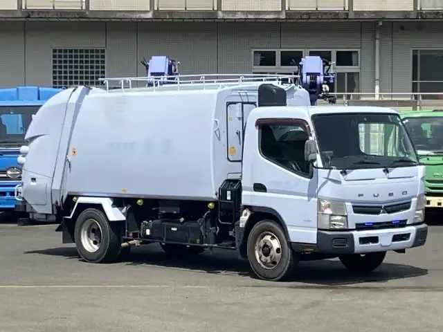 三菱 キャンター 小型 パッカー車 プレス式 の中古トラック画像2