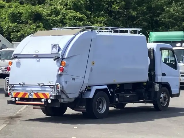 三菱 キャンター 小型 パッカー車 プレス式 の中古トラック画像3