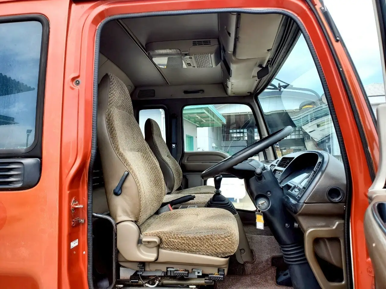 いすゞ フォワード 中型/増トン 車両重機運搬 ウインチ ベッドの中古トラック画像11
