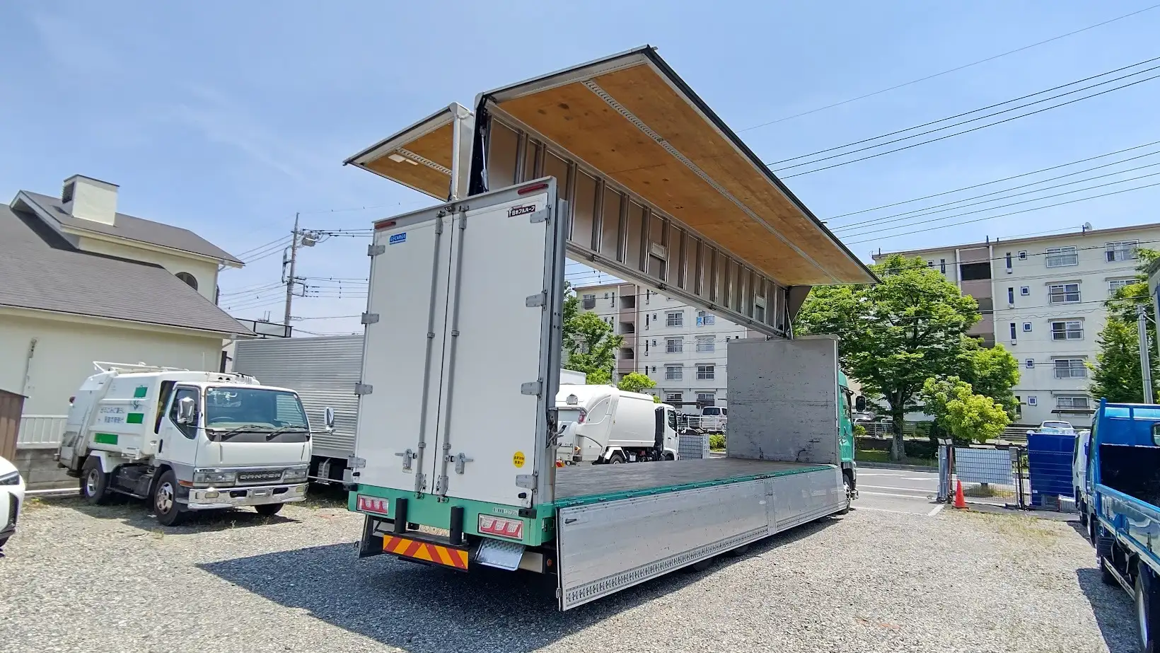 いすゞ ギガ 大型 ウイング ハイルーフ エアサスの中古トラック画像8