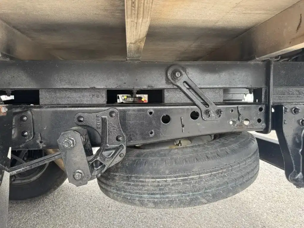 いすゞ エルフ 小型 クレーン付 4段 ラジコンの中古トラック画像像17