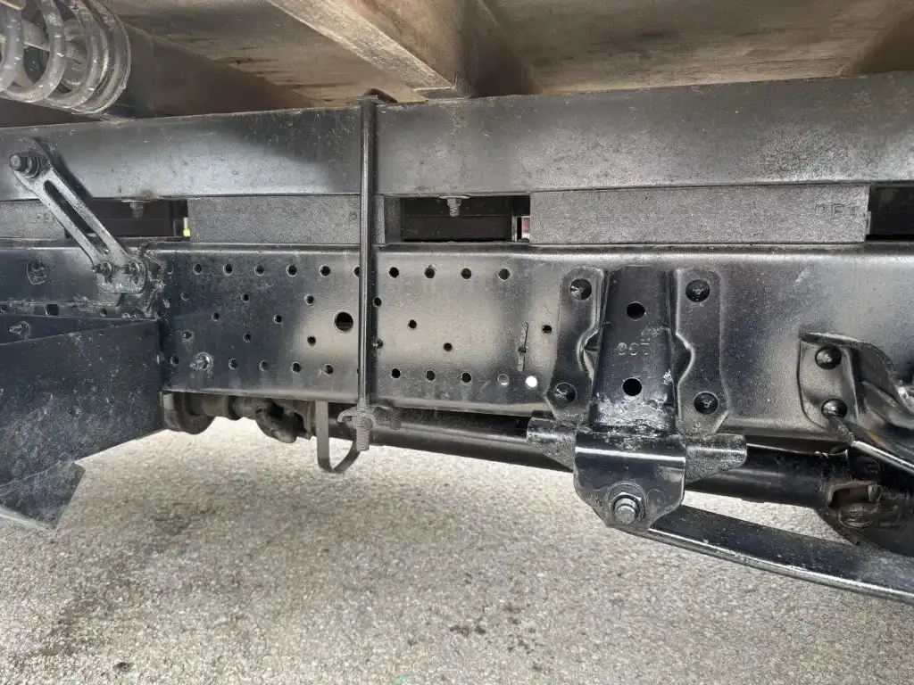 いすゞ エルフ 小型 クレーン付 4段 ラジコンの中古トラック画像18