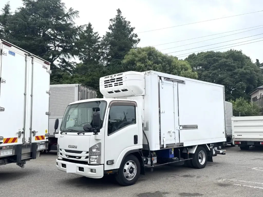いすゞ エルフ 小型 冷凍冷蔵 中温 3枚観音 の中古トラック【車両No.190742】