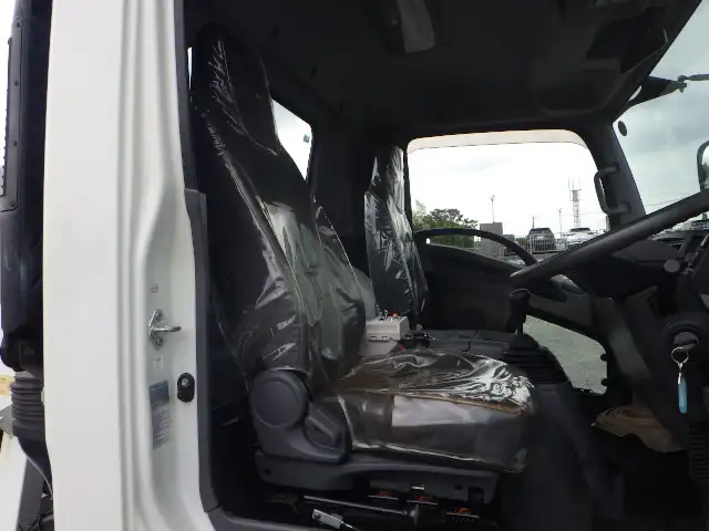 いすゞ フォワード 中型/増トン タンク車 散水車 TKG-FRR90S1の中古トラック画像11