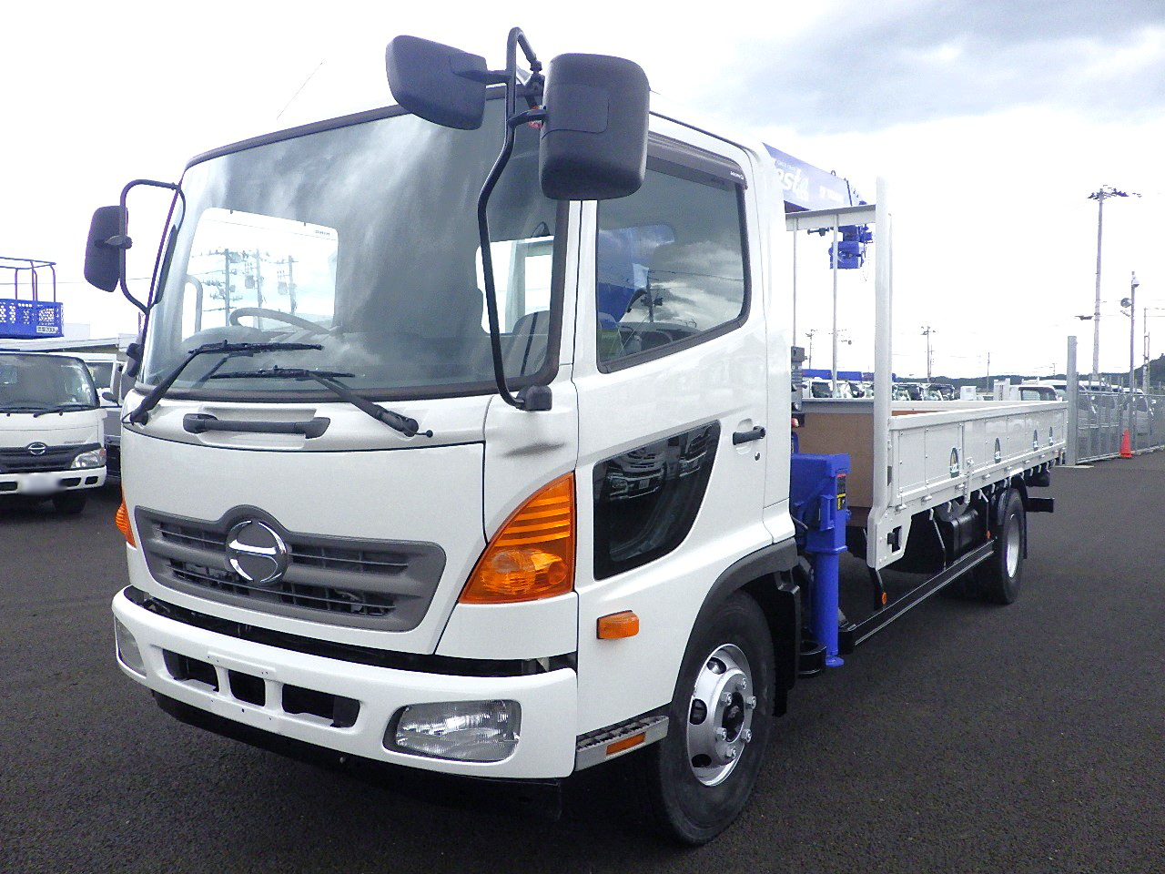 日野 レンジャー 中型/増トン クレーン付 標準