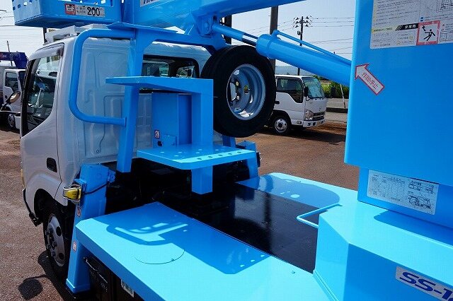 日野 デュトロ 小型 高所・建柱車 高所作業車 PB-XZU301E|画像6