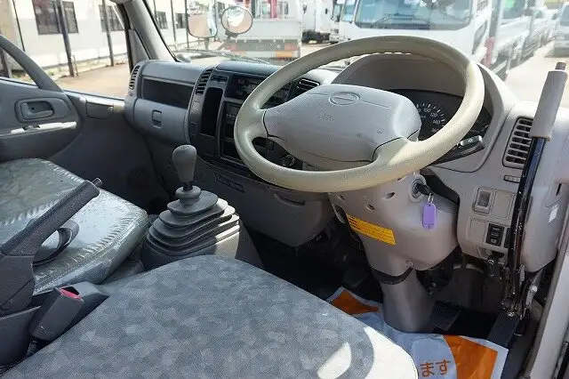日野 デュトロ 小型 高所・建柱車 高所作業車 PB-XZU301Eの中古トラック画像10