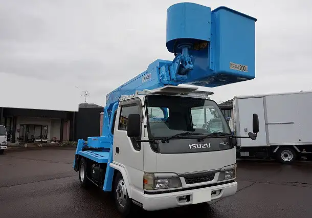 いすゞ エルフ 小型 高所・建柱車 高所作業車 KR-NKR81E3N の いすゞ エルフ 小型 高所・建柱車 高所作業車 KR-NKR81E3N の