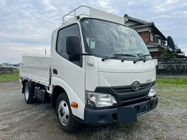 トヨタ ダイナ 小型 平ボディ パワーゲート TKG-XZU605の中古トラック画像2