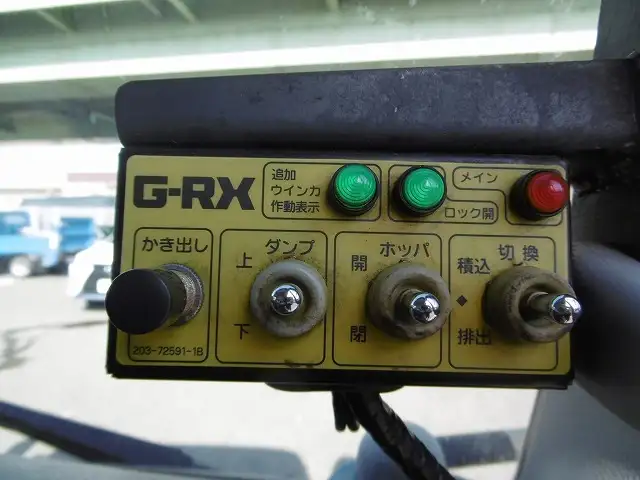 三菱 キャンター 小型 パッカー車 巻き込み式 回転ダンプ式の中古トラック画像12