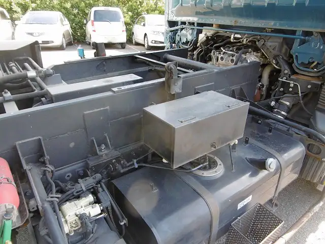 三菱 キャンター 小型 パッカー車 巻き込み式 回転ダンプ式の中古トラック画像像17