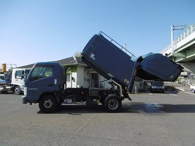 三菱 キャンター 小型 パッカー車 巻き込み式 回転ダンプ式の中古トラック画像5