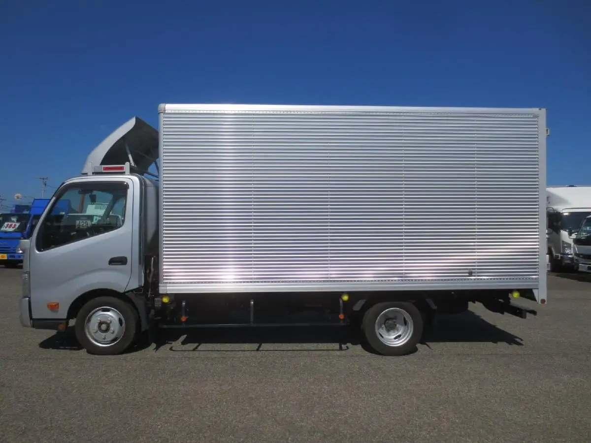 トヨタ トヨエース 小型 アルミバン 2RG-XZU710 R2の中古トラック画像8
