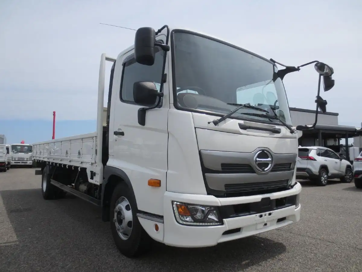 日野 レンジャー 中型/増トン 平ボディ 床鉄板 2KG-FC2ABAの中古トラック画像3