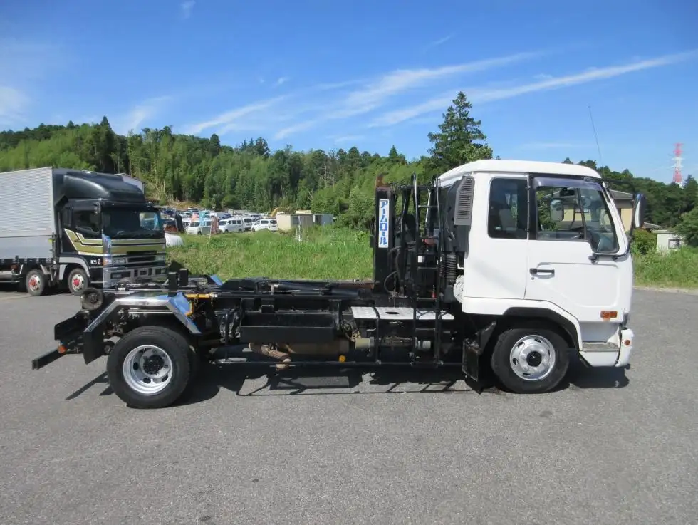 日産UD コンドル 中型/増トン アームロール ツインホイスト ベッドの中古トラック画像2