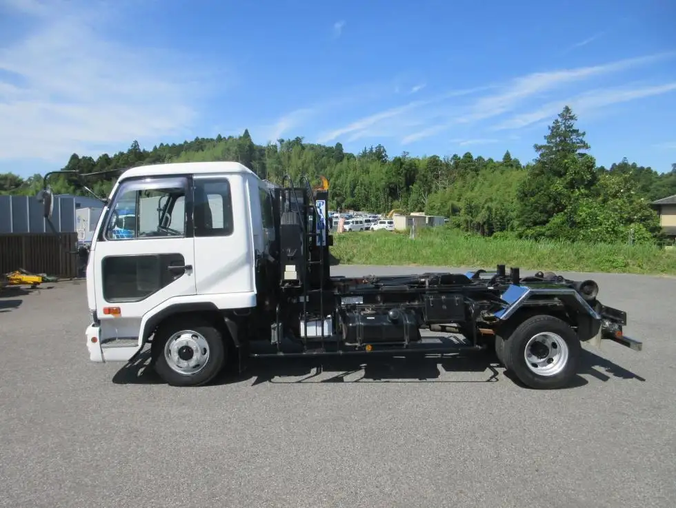 日産UD コンドル 中型/増トン アームロール ツインホイスト ベッドの中古トラック画像4