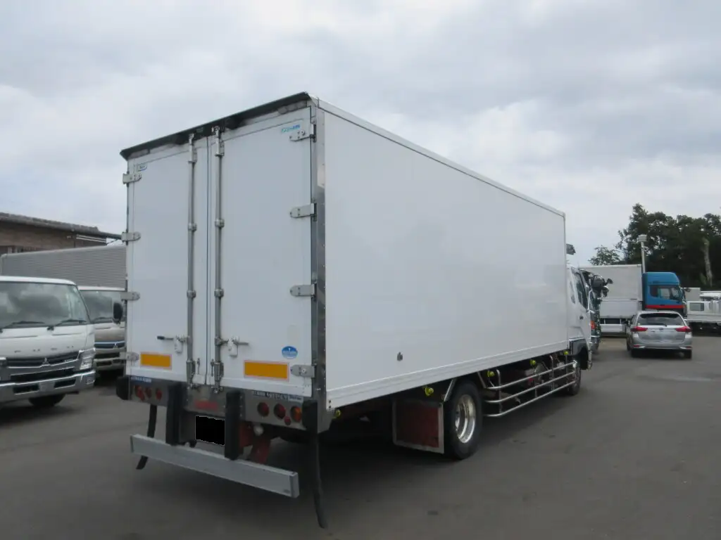 三菱 ファイター 中型/増トン 冷凍冷蔵 低温 床アルミの中古トラック画像3