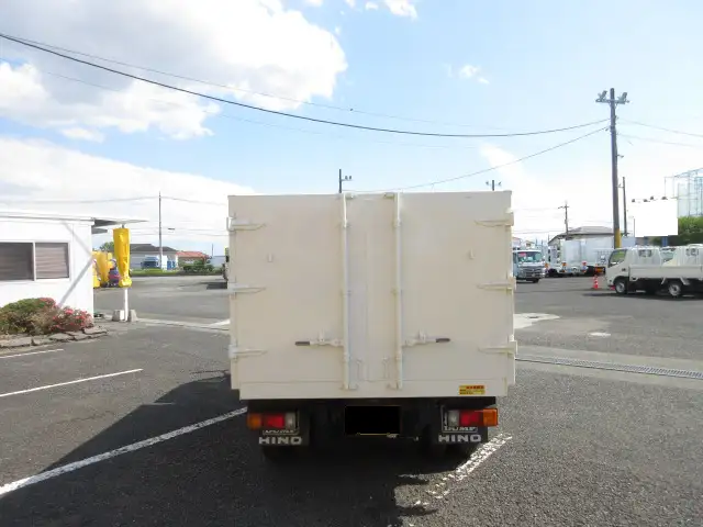 日野 デュトロ 小型 ダンプ 土砂禁 ステンレス張りの中古トラック画像4