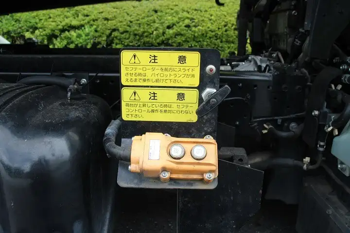 いすゞ エルフ 小型 ダンプ ローダー TPG-NKR85ANの中古トラック画像12