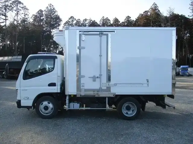 三菱 キャンター 小型 冷凍冷蔵 低温 サイドドアの中古トラック画像5