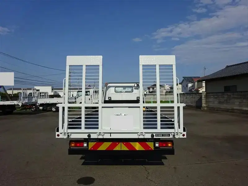 三菱 キャンター 小型 車両重機運搬 ラジコン ウインチの中古トラック画像4