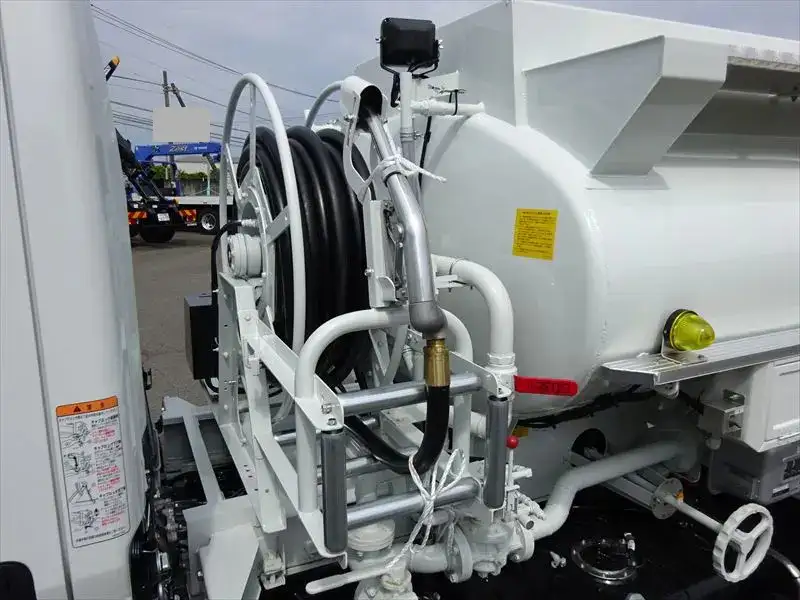 三菱 キャンター 小型 タンク車 ローリー 2RG-FGA50の中古トラック画像6