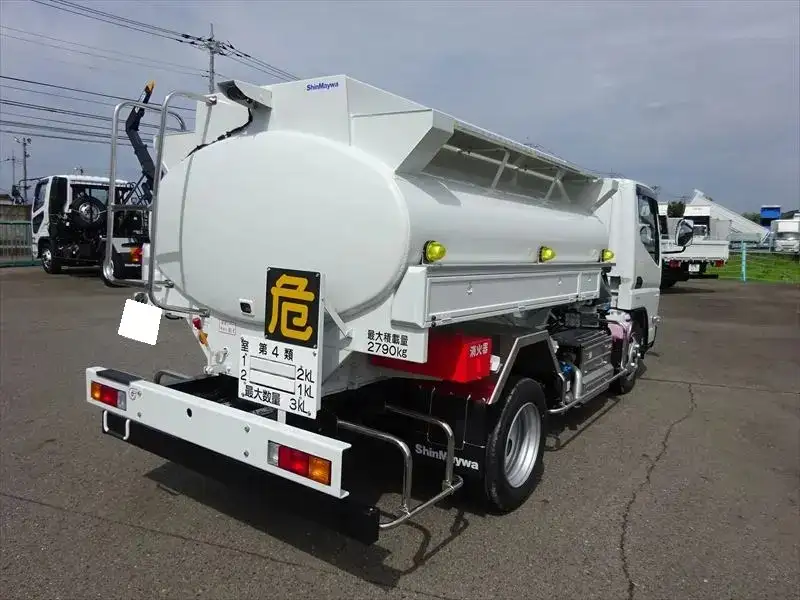 三菱 キャンター 小型 タンク車 ローリー 2RG-FGA50の中古トラック画像3
