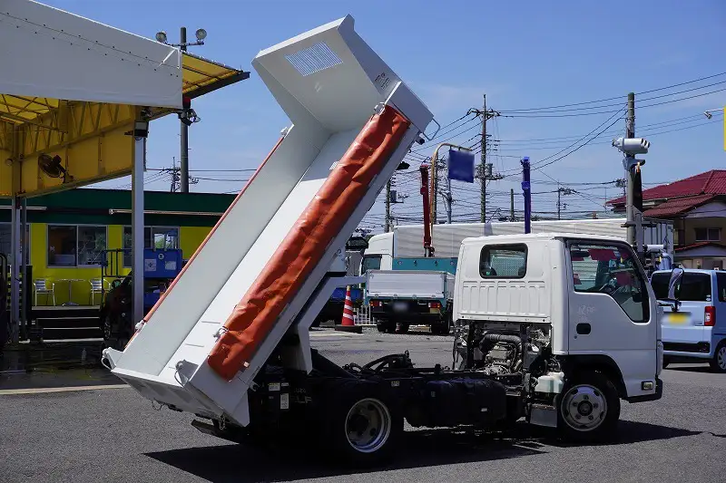 いすゞ エルフ 小型 ダンプ ローダー 強化の中古トラック画像4