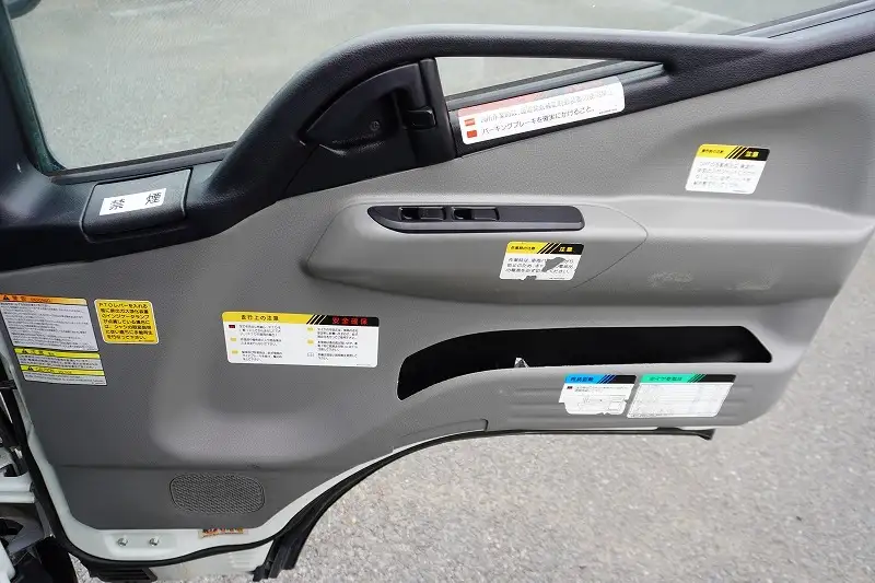三菱 キャンター 小型 高所・建柱車 高所作業車 電工仕様の中古トラック画像15