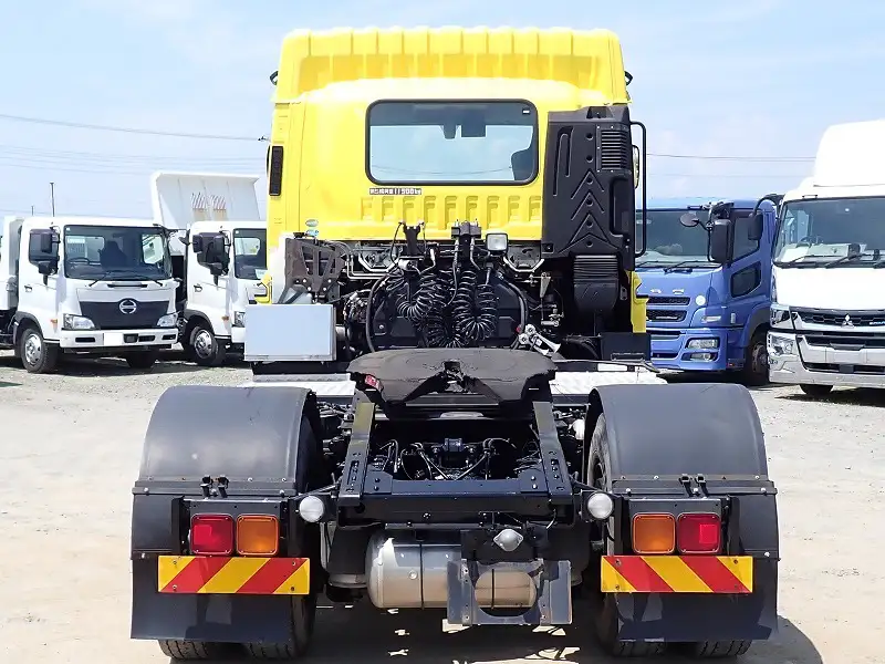 いすゞ ギガ 大型 トラクター ハイルーフ 1デフの中古トラック画像5