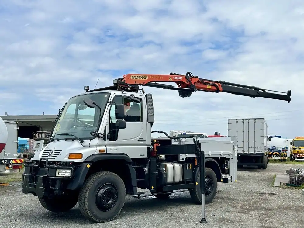 輸入車・その他 輸入車その他 小型 クレーン付 ヒアブ パワーゲートの中古トラック画像4