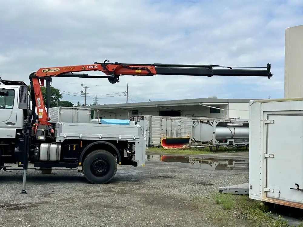 輸入車・その他 輸入車その他 小型 クレーン付 ヒアブ パワーゲートの中古トラック画像5