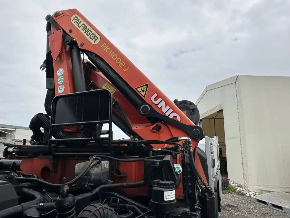 輸入車・その他 輸入車その他 小型 クレーン付 ヒアブ パワーゲートの中古トラック画像7