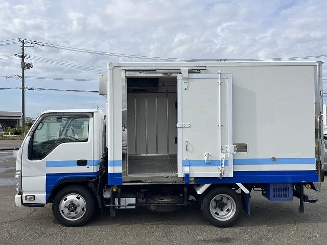 いすゞ エルフ 小型 冷凍冷蔵 低温 2室 の中古トラック【車両No.155912】